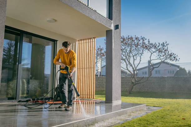 Best Animal Enclosure Cleaning  in Centuria, WI